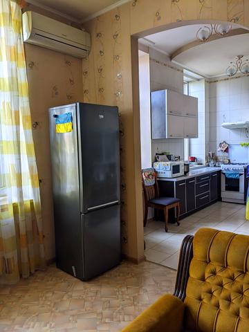 Гіршмана вул., 17