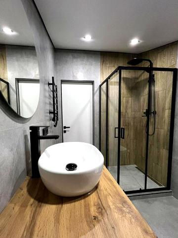 Продається Шикарна 1 кімната квартира в центрі міста.