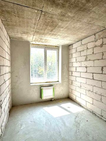 Сергія Амброса вул., 35