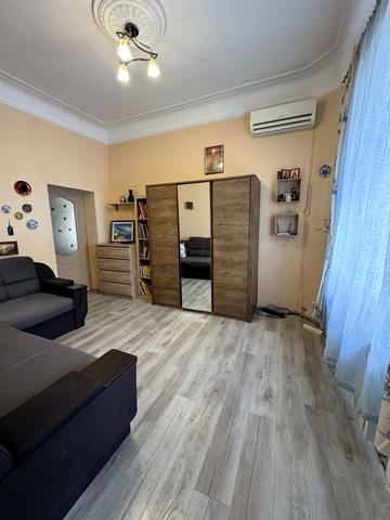 Університетська вул. (Щепкіна), 10