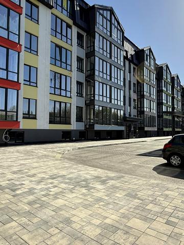 Слобідська вул., (Будинок 1)