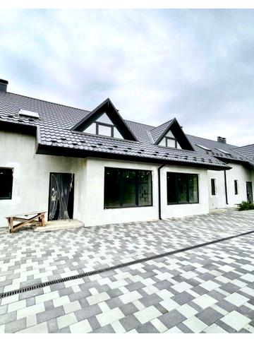 Сологуба вул., 40