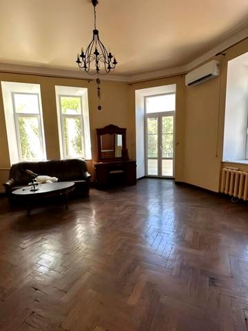 Ковальська вул., 25