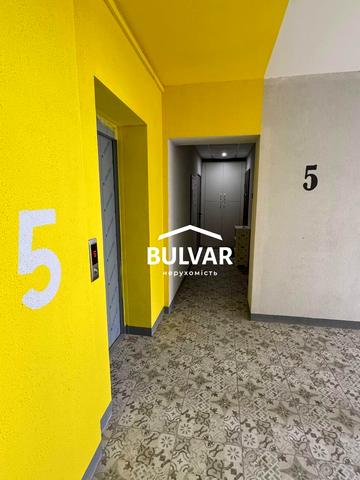 Франківська вул., 10