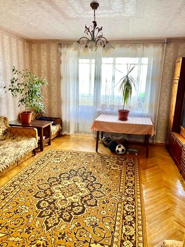 Гацева вул., 1