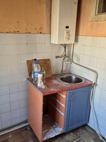 Продаж двох кімнатной квартири на набережній.