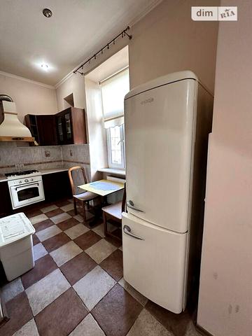 Продаж 2к Квартира Гнатюка Академіка вулиця