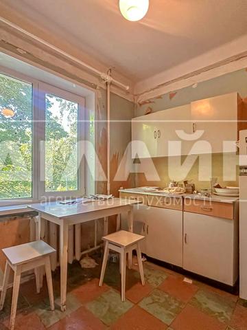 Василя Сергієнка вул. (Задніпровська), 8