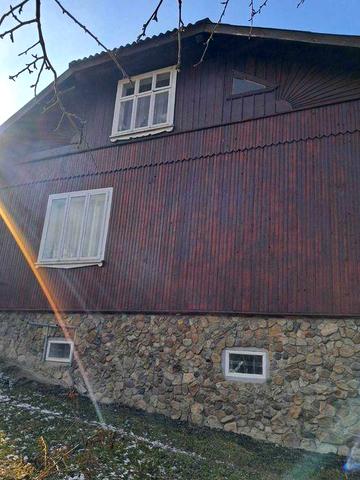 Продається  деревяний будинок, площа 151 кв.м