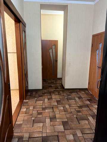 Продам з-х кімнатну квартиру