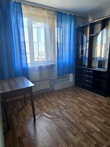 Продам 1 комнатную квартиру  ул Роганской