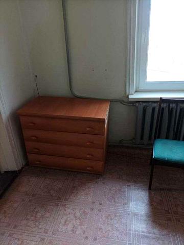 2 кімнатну квартиру центр міста Канів є ділянка землі,ціна знижена