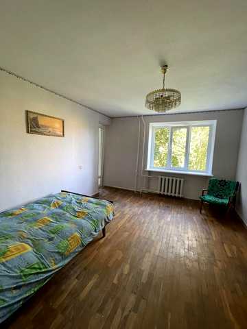 Зарічанська вул., 12а