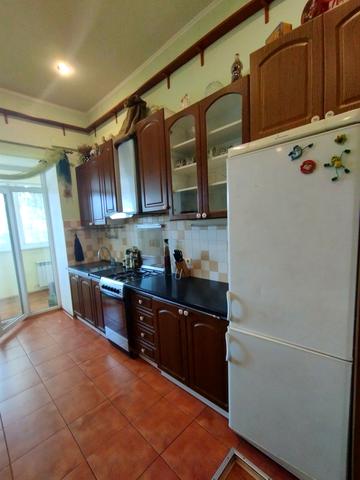 Мольєра вул., 45