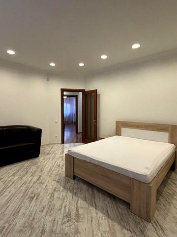 Райдужна вул.