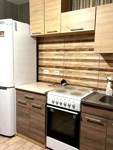 Олега Громадського вул., 1