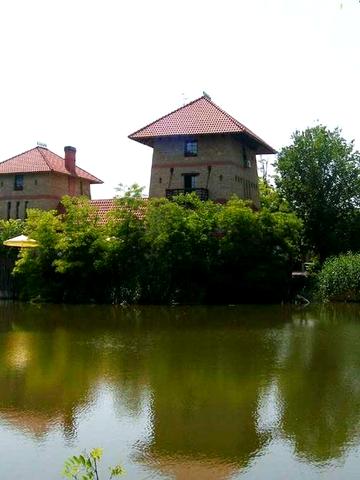 Будинок мрії  в елітному коттеджному містечку у моря. Живіть красиво!