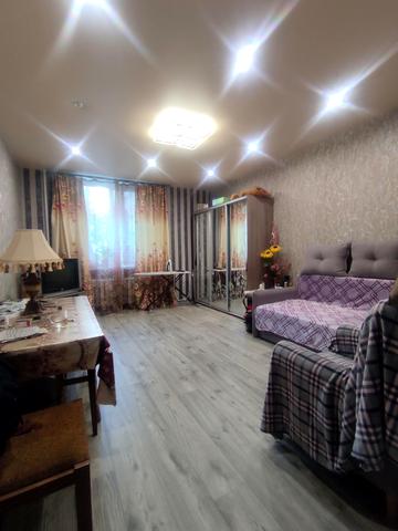 Бекетова вул., 19/17