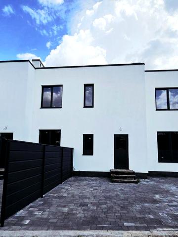 Державності вул., 14