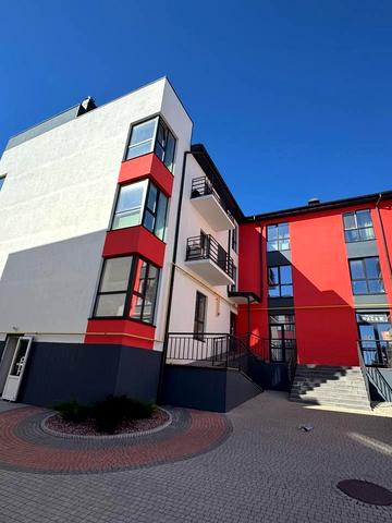 Вереснева вул., 25