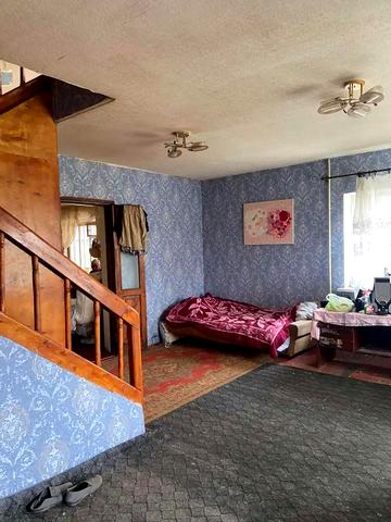 Новопотічна вул., 19