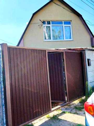 Продам добротний 2-поверховий будинок у Малій Данилівці