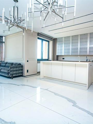 Володимира Івасюка просп. (Героїв Сталінграду), 8