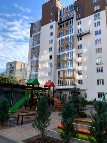 Юності просп., 16-Б