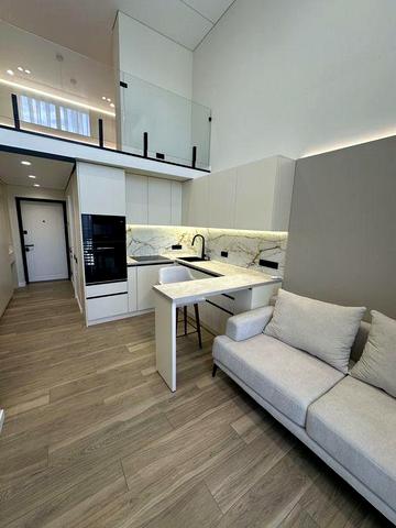 Однокімнатна НОВОБУДОВА в центрі міста!