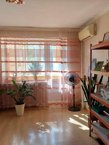 Продам трьох кімнату квартиру
