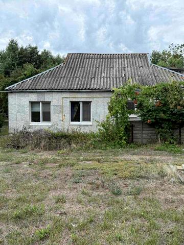 Продам будинок з гаражем