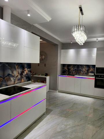 Лесі Українки просп. (Гагаріна), 19