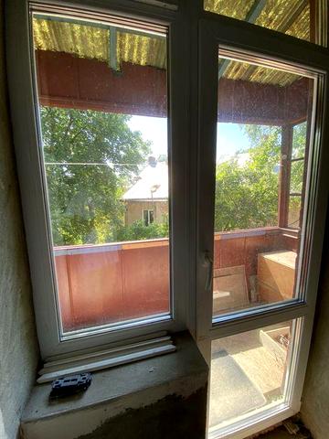 Трьохкімнатна центр