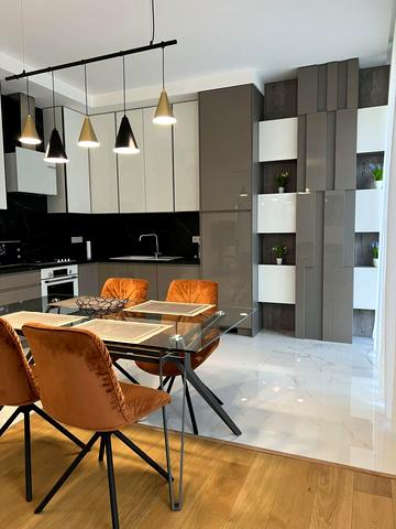 Личаківська вул. (), 37