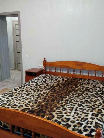 Здається в оренду двокімнатна квартира з індивідуальним опаленням