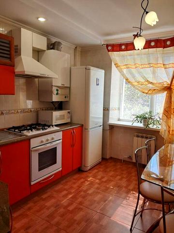 Продам 3-и кімнатну квартиру,  р-н 5/5