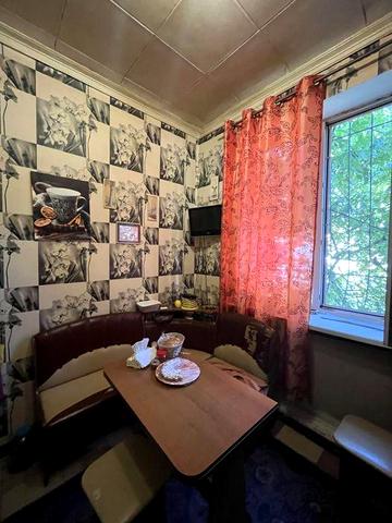 Продаж 3х кімнатной сталінки