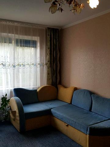 Польова пл., 10