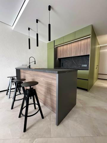 Болгарська вул., 16