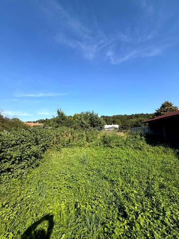 Озерна вул., 16