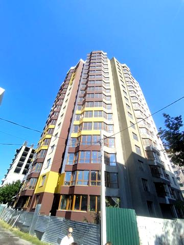 Смілянська вул., 48