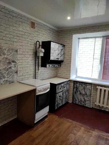 Зіньківська вул., 36