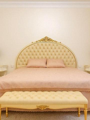 Круглоуніверситетська вул., 3-5