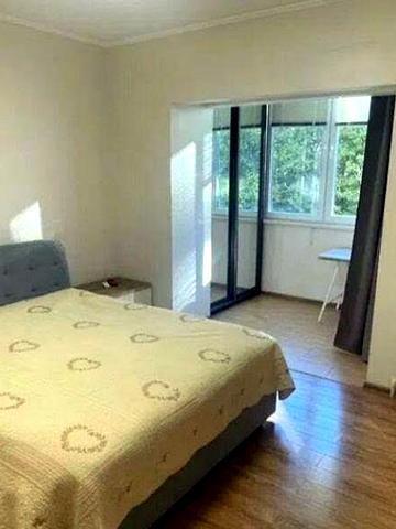 Проскурівська вул., 2