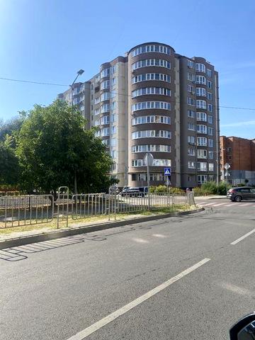 Продається двокімнатна квартира ЖК Липинського