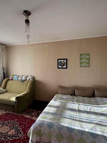 Продам 4-х кімнатну квартиру