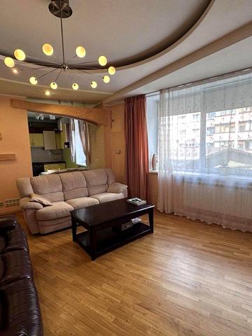 Берегова вул., 22