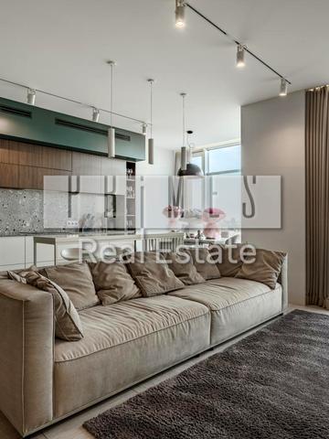 Авіаконструктора Антонова вул., 4-А