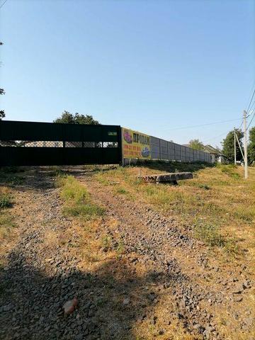 Продам житловий будинок з великою земельною ділянкою!