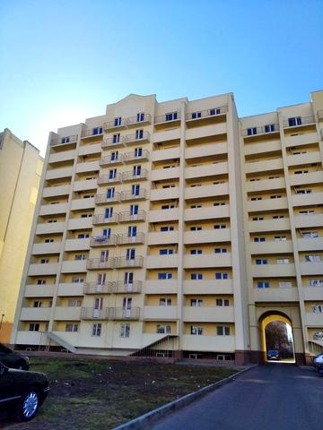 Владислава Бувалкіна вул. (Бочарова Генерала), 73